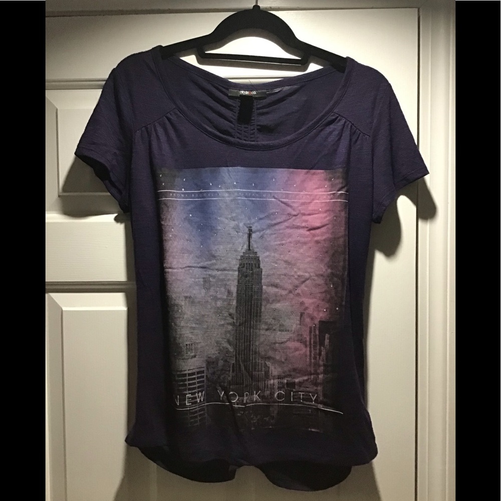 T-shirt of New York City and Empire State Bldg
